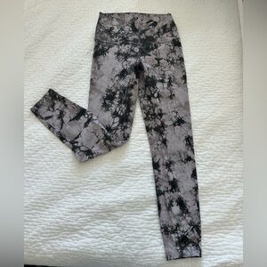 Lululemon wunder under tie dye tights